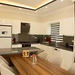 빌라 Luxury With Private Pool And Jacuzzi
