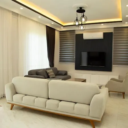 Luxury With Private Pool And Jacuzzi أورتاجا