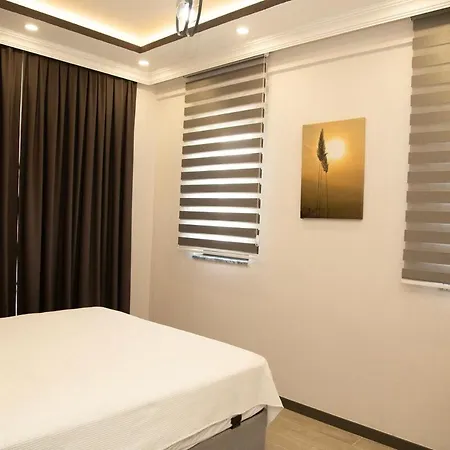 Luxury With Private Pool And Jacuzzi